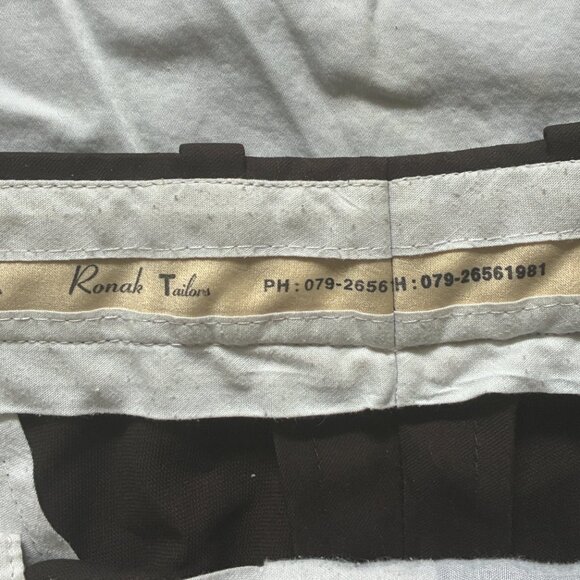 Tailored Men's Dark Brown Pleated Pants (34/31) - Picture 3 of 7